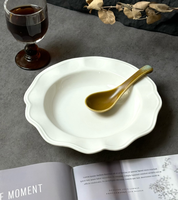 Assiette en céramique gaufrée rétro moderne française, bol à dessert, pudding et soupe en porcelaine haute résistance et haute température, vaisselle de luxe tendance