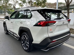 Toyota <span class=keywords><strong>RAV4</strong></span> Premium Edition 2020 d'occasion, boîte CVT 10 vitesses, 4 roues motrices, sièges en cuir, toit ouvrant panoramique, SUV, jantes R19, caméra de recul 360°, phares LED - Product Image 4