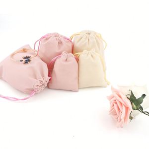 Pochette en flanelle douce avec cordon de serrage, logo personnalisé, sac à bijoux en velours réutilisable pour emballage cadeau haut de gamme - Product Image 3