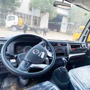 Carro attrezzi con sollevatore integrato, targa blu, emissioni Nazionali VI, 2T, per recupero stradale di emergenza in ambienti urbani - Product Image 5