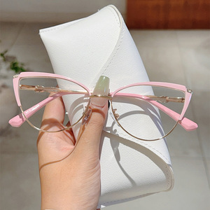 新しいキャットアイメタルファッションメガネフレーム調光ブルーライトカットメガネヨーロッパスタイル個性派万能女性用 - Product Image 6