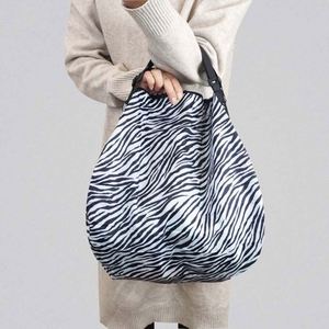 Custom Made Fashion Design Eco Ripstop Grocery Carry Packaging Foldable Recycle Reusable Nylon Fabric Shopping Bag With Logo - Product Image 3