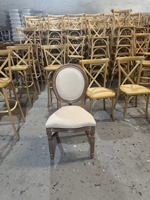 Chaise d'événement professionnelle à dossier croisé, empilable, en bois massif, pour conférences, salles de banquet et lieux publics