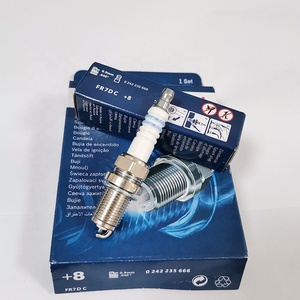<span class=keywords><strong>Bougie</strong></span> d'Allumage en Platine de Haute Qualité pour Moteur Essence Réf. 0242235666 Fr7Dc+8+9+10+42+45 - Product Image 4