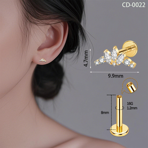 <span class=keywords><strong>Piercing</strong></span> Tragus in Titanio Placcato <span class=keywords><strong>Oro</strong></span> G23 con Filettatura Interna, 5 Zirconi, Labret a Fiore con Retro Piatto, Lunghezza Barra 8mm, per Uso Quotidiano - Product Image 4