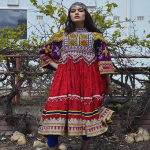 Vestido tradicional afgano de alta calidad hecho a medida para mujer con tarifa al por mayor 2025 - Product Image 1