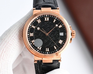 Luxurious men's sports mechanical movement wristwatch with <b>night</b> <b>light</b> function, high-quality and elegant watch. - Product Image 3