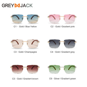 แว่นกันแดดกรอบสีเทา รุ่น Jack Frameless เลนส์ PC กรอบสีทอง ป้องกันรังสียูวี 400 สำหรับทุกเพศ ทรงสี่เหลี่ยม รุ่น 3 Protection - Product Image 1