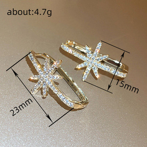 Eleganti Ear Cuff a Stella per Donne, Gioielli Chic per la Moda Estiva - Product Image 3