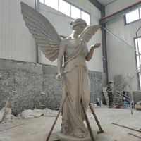 Statue de sculpture d'ailes d'ange en résine d'extérieur de haute qualité personnalisée avec taille et couleur personnalisées pour la place de la ville
