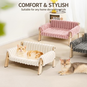 Lit pour animaux de compagnie sur mesure pour chats d'intérieur, lits surélevés en bois, en peluche avec matelas amovible - Product Image 3
