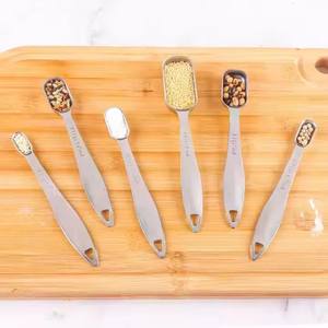 Juego de cucharas y <span class=keywords><strong>tazas</strong></span> medidoras de acero inoxidable de 13 piezas de alta resistencia, juego de cucharaditas apilables que se adapta <span class=keywords><strong>a</strong></span> tarros de especias o líquidos - Product Image 5