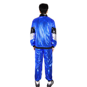 メンズ80年代ディスコ衣装ハロウィーンレトロダンスウェア2ピースジャケットパンツカーニバル服装シャイニーブルーメンズパーティーディスココスチュームセット - Product Image 3
