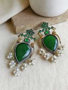 ต่างหูเงินมีสไตล์จากสารออกซิไดซ์ทำจากหิน Monalisa เป็นผลิตภัณฑ์แฮนด์เมดจำนวนมาก - Product Image 3