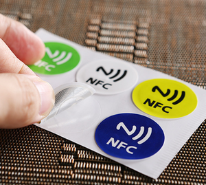 Etiquetas NFC Personalizadas Inteligentes y Pequeñas, Autoadhesivas, Etiqueta NFC <span class=keywords><strong>de</strong></span> <span class=keywords><strong>Google</strong></span> NTAG213 NTAG215 NTAG216 Anti-Metal, Adhesivo NFC Personalizado - Product Image 3