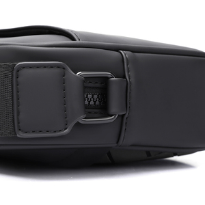 Bolso Bandolera Negro Impermeable - Bolso Multifuncional de Hombro, Apto para Hombres y Mujeres - Product Image 6