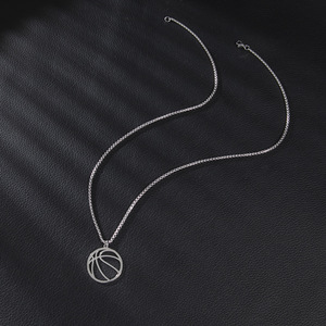 Nueva <span class=keywords><strong>serie</strong></span> deportiva para hombres y mujeres, accesorios de Hip-Hop de acero inoxidable, colgante geométrico de baloncesto, collar de clavícula a la moda - Product Image 4