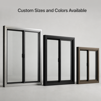 Porte coulissante de patio en aluminium et verre, construction moderne résistante aux ouragans, avec une grande ouverture pour villa