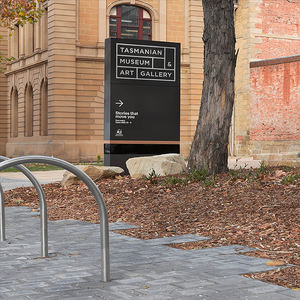 Signalisation suspendue de poteau environnemental conçu sur mesure pour les bâtiments pour la bibliothèque de bureau d'orientation d'hôpital de compagnie de voiture d'urgence - Product Image 5