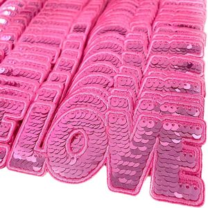 Parche Termoadhesivo Bordado con Lentejuelas de Corazón Rosa, Aplique de Bordado DIY para Ropa, Sombrero, Mochila, Chaqueta Vaquera, Decoración de PVC - Product Image 1
