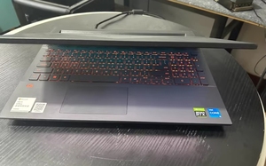 Ordinateur portable DaLL G15 5520, avec processeur Intel Core I5-12500H, 16 Go de RAM et 512 Go de stockage - Product Image 3