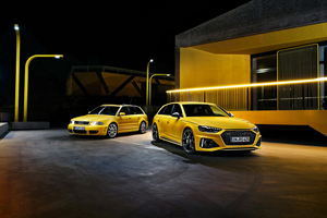 <span class=keywords><strong>Audi</strong></span> RS 4 Modello 2024 RS4 2.9T Avant Edizione Standard, <span class=keywords><strong>Station</strong></span> <span class=keywords><strong>Wagon</strong></span> 5 Porte 5 Posti, 331kW 600Nm, Veicolo a Combustione - Product Image 4