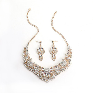 Conjunto de Collar y Pendientes de Cristal con Diseño Exagerado para Novia, Cadena de Aleación, Estilo Europeo y Americano, para Mujer - Product Image 4