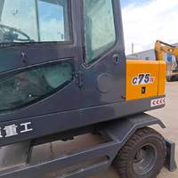 Excavatrice sur pneus d'occasion en bon état XINYUAN 75, 7 tonnes, faible nombre d'heures, prête à être expédiée, en stock
