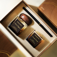 Chambre Coffret cadeau diffuseur de roseaux de luxe Diffuseur de roseaux personnalisé Diffuseur de roseaux de marque privée Bouteille en verre avec boîte d'emballage