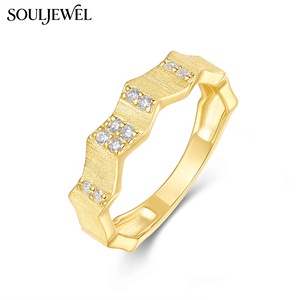 Bague Éternité Ondulée en Moissanite Plaqué Or 18K Souljewel, Argent S925, Unisexe, Sertissage Invisible, Forme Géométrique Irrégulière - Product Image 6