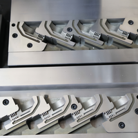 Moule d'injection plastique pour prises UK personnalisées, fabrication directe d'usine, type BS UK, 4 prises, moule d'injection pour prise de type UK
