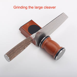 Kit Affilacoltelli da Cucina in Acciaio Inox con Diamante, Affilatore Rotante in Legno di Faggio a Doppia Faccia, Grana Media 15/20 Gradi Personalizzabile - Product Image 4