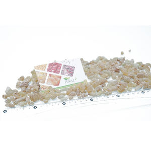 Aceite de incienso orgánico cosechado directamente de productos agrícolas naturales - Product Image 1