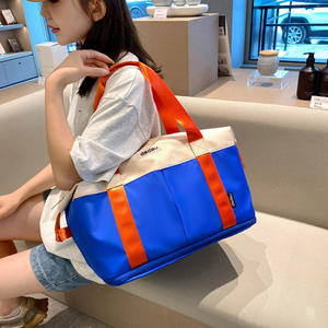 Bolsa de Viaje Expandible Impermeable de Gran Capacidad con Doble Color, de Poliéster, para Estudiantes, para Viajes Cortos, para Yoga - Product Image 4