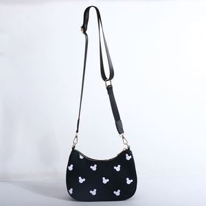 Bolso Bandolera de Nailon Ecológico, Impermeable, con Correa de Hombro Ajustable, Diseño de Parque Temático Magic Kingdom, para Mujer - Product Image 3