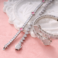 À la mode 3 pièces Bling Bling plein diamant trèfle Bracelet Bracelet ensemble Hip Hop rose noir quatre feuilles pour les femmes cadeau laiton Zircon