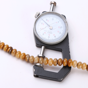 ลูกปัดพลอยมูนสโตนสีรุ้งสำหรับขาย 2391 แบบ รวมถึงแบบทริลเลียน เอเมอรัลด์ รัศมี และทรงหกเหลี่ยม - Product Image 2