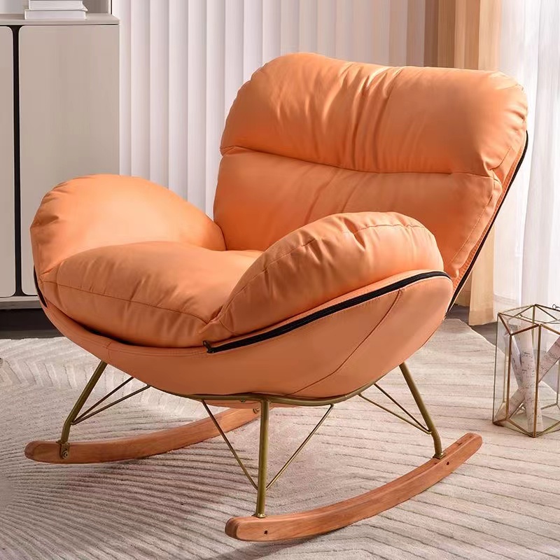 4 _ Orange chaise simple