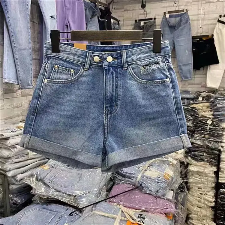 Pantaloni Jeans Denim economici da donna all'ingrosso lotto di Stock di alta qualità prezzo Super basso stock di abbigliamento