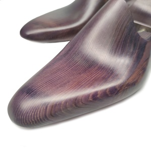 Chaussures européennes haut de gamme, bout fendu, laquée, Grain de bois violet, présentoir, anneau, arbre à chaussures en bois, ST06CF - Product Image 5