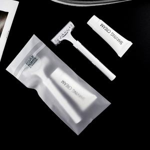 Hoge vraag naar hotelbenodigdheden, hotelartikelen, reissets met tandenborstel, tandpasta, tandheelkundig setje, scheermes, scheerapparaat voor hotels - Product Image 6