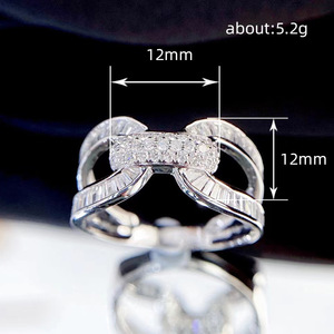 Anillo Cruzado en Forma de U, Diseño Geométrico Minimalista y Elegante, Joyería de Uso Diario para Mujer, Anillo de Moda - Product Image 3