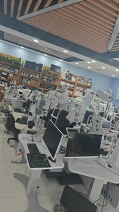 Equipo de Laboratorio Óptico de Segunda Mano, Autorrefractómetro, Máquina de Biselado de Lentes, Precio con Descuento, Instrumentos de Optometría Usados - Product Image 2