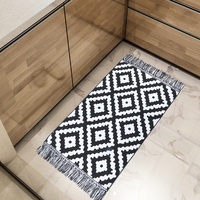Tapis bohème crème à pompons pour chambre à coucher, tapis de bain géométrique beige ferme, tapis de bain bohème lavable tribal