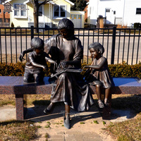 Estatua de Bronce TREVI de Maestro y Niños, Escultura Decorativa para Espacios Escolares