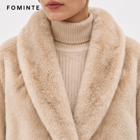 Hochwertige Schicke Kurze Damenjacke aus Kunstlammfell mit Revers, Maßgefertigter Warmer Winter-Kurzmantel aus Kunstfell, Luxuriöse Oberbekleidung