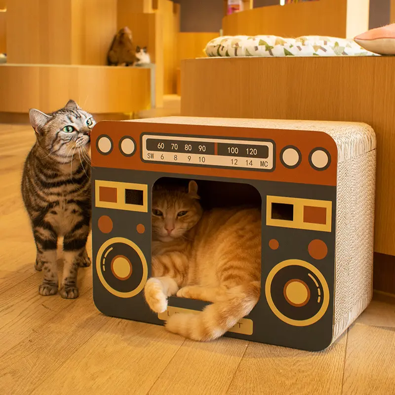 2022 New Cute Radio Shape multiuso Cat Bed Cat Scratch Board Pet accessori per mobili di lusso letto con giocattolo Cat Scratch Board
