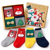 4 paires de chaussettes de Noël pour enfants, coffret cadeau, chaussettes en coton doux, ensemble de chaussettes de Noël à motifs de dessins animés pour garçons et filles, cadeaux de Noël