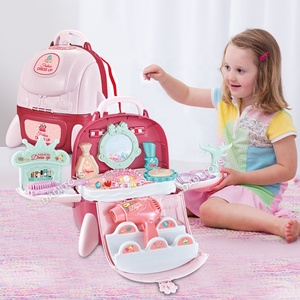Set di Gioielli e Trucchi per Bambini, Gioco di Ruolo con Valigetta in Plastica, Gioco di Imitazione per Bambini - Product Image 3