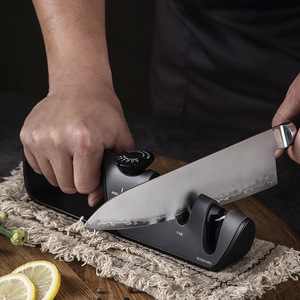 Aiguiseur de couteaux réglable avec roues en tungstène et céramique pour cuisine, camping en plein air, couteaux à lame fixe et ciseaux de chasse - Product Image 3